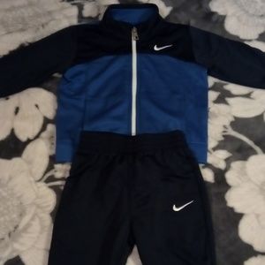Nike Matching Set